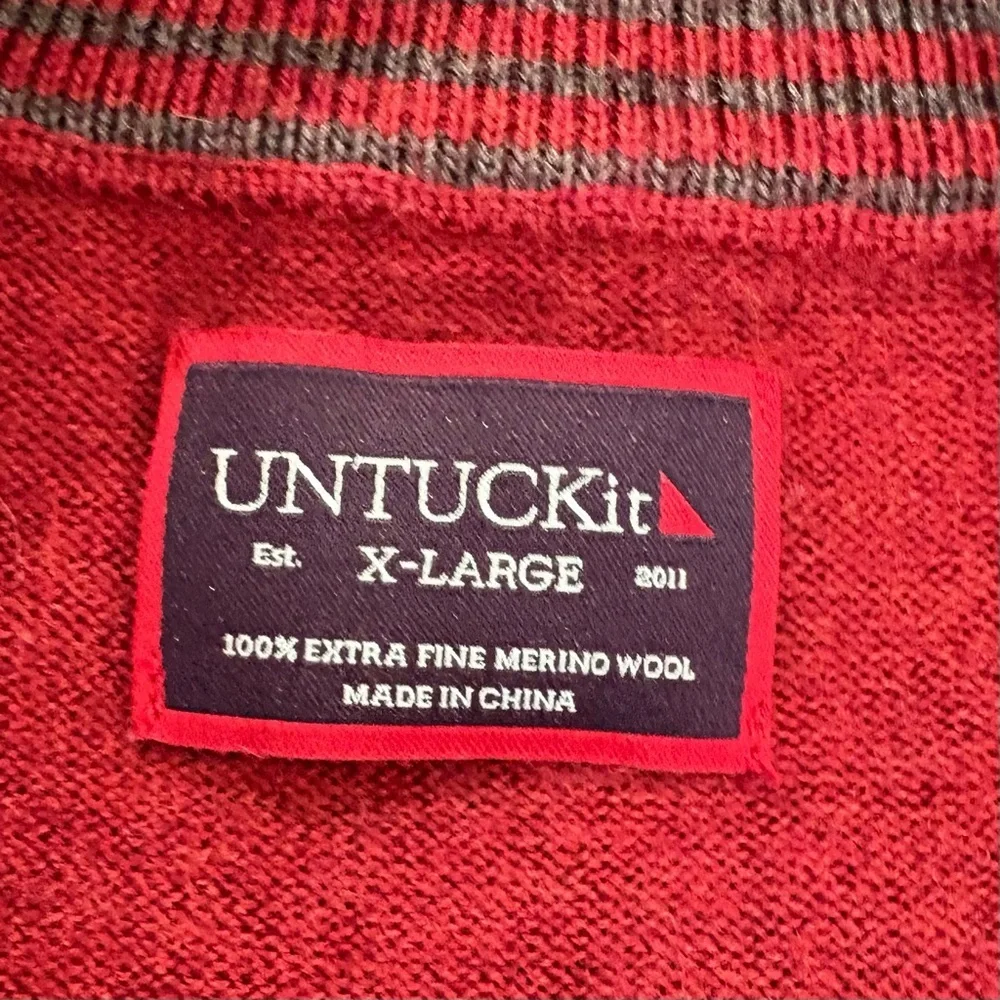 UNTUCKit 'Belguardo' Red 100% Extra Fine Merino Wool 1/4 Zip Sweater Men XL - Picture 9 of 12